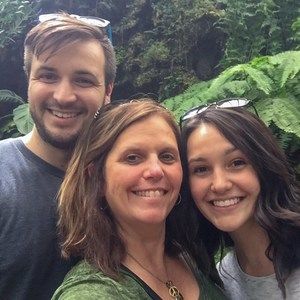 Meet your Posher, Sherry